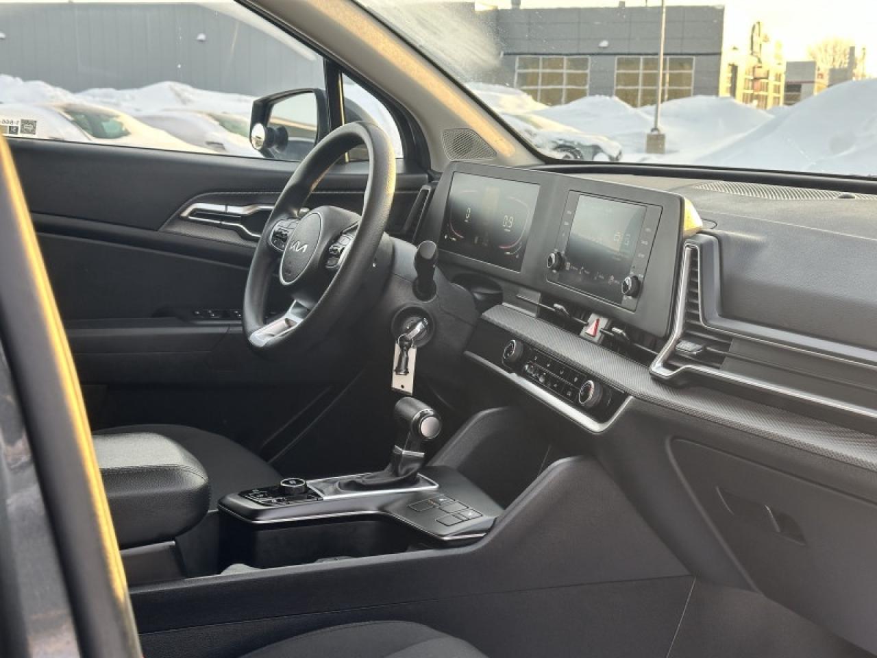 2023 Kia Sportage LX Photo