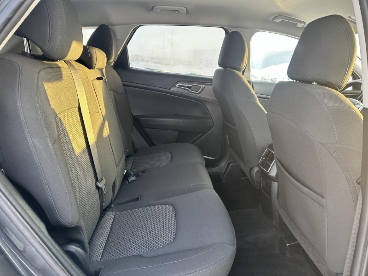 2023 Kia Sportage LX Photo