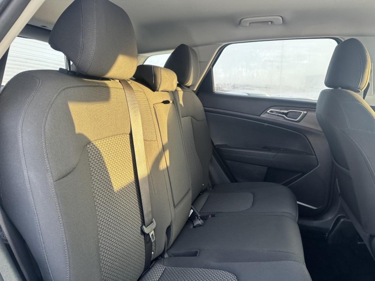 2023 Kia Sportage LX Photo