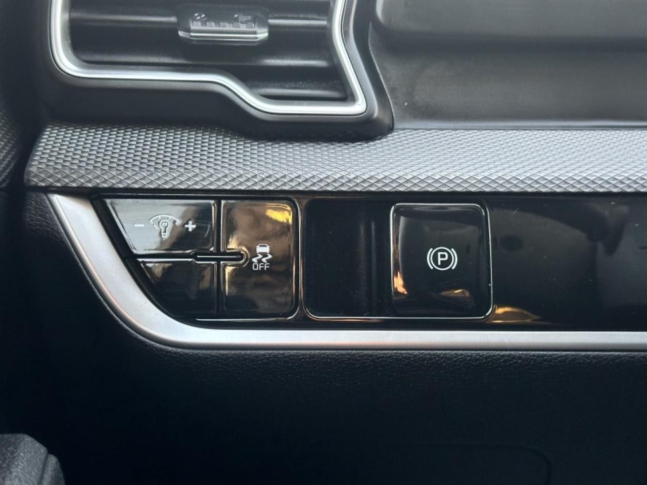 2023 Kia Sportage LX Photo