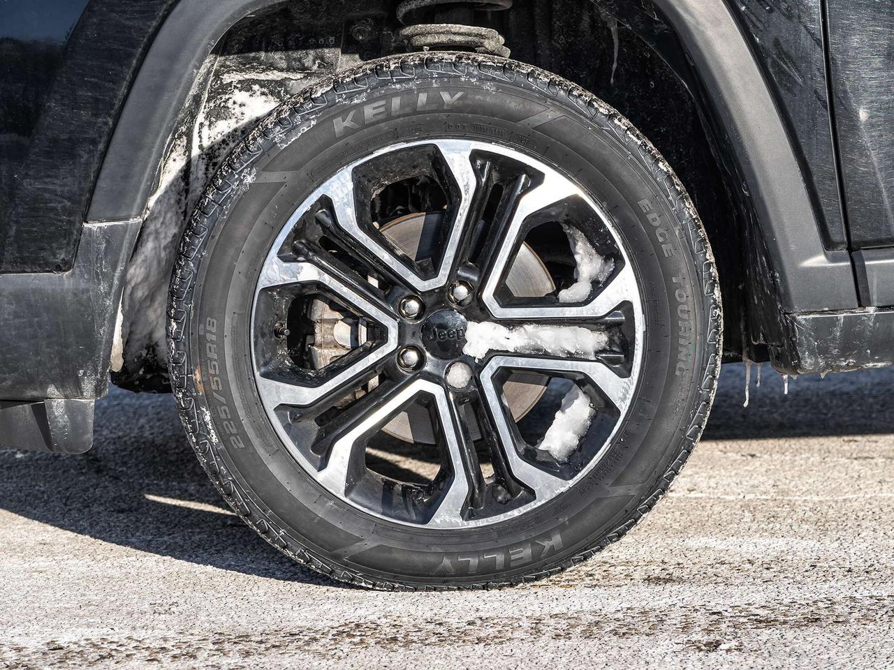 2022 Jeep Compass Limited 4X4 Photo
