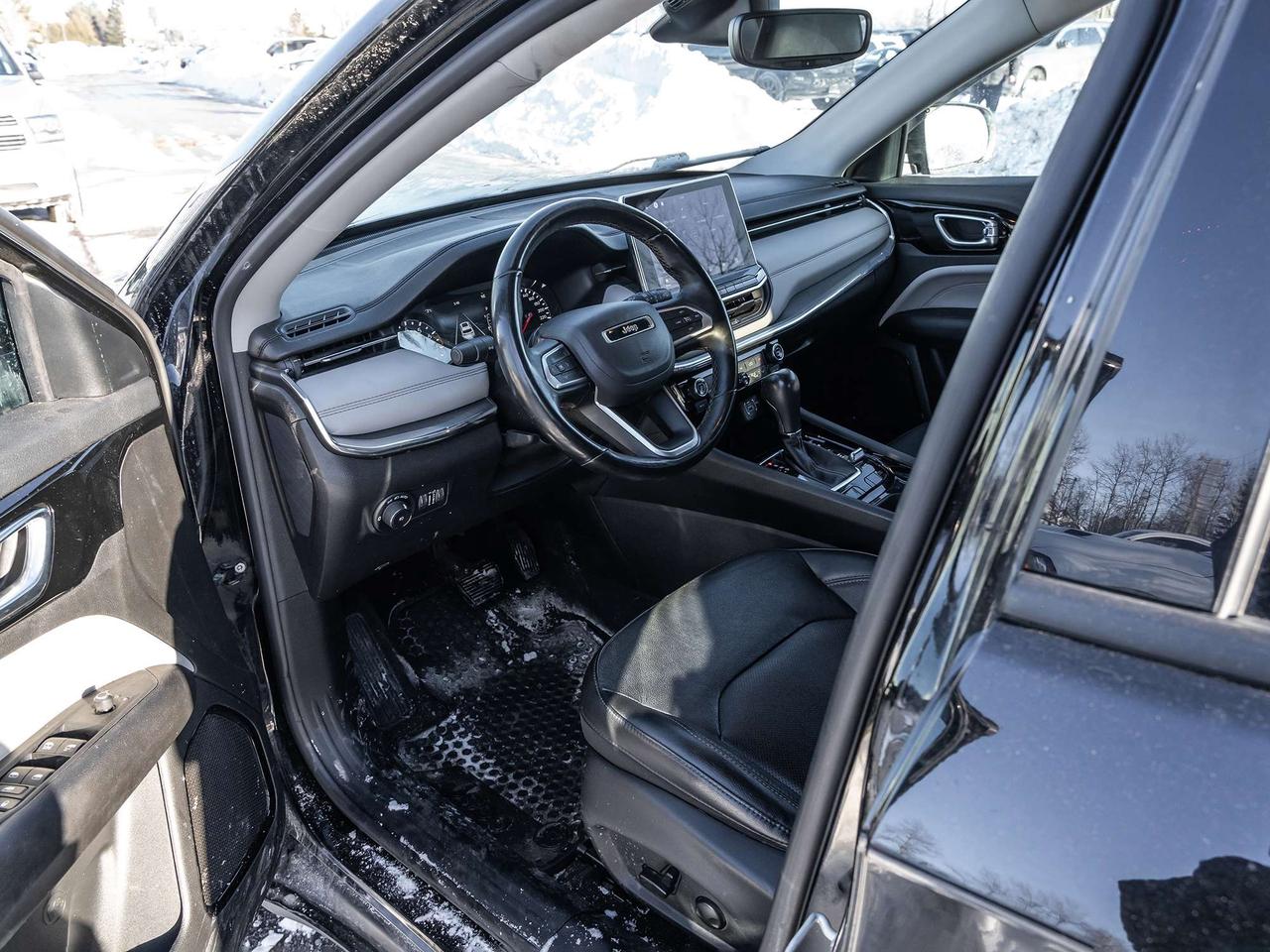 2022 Jeep Compass Limited 4X4 Photo