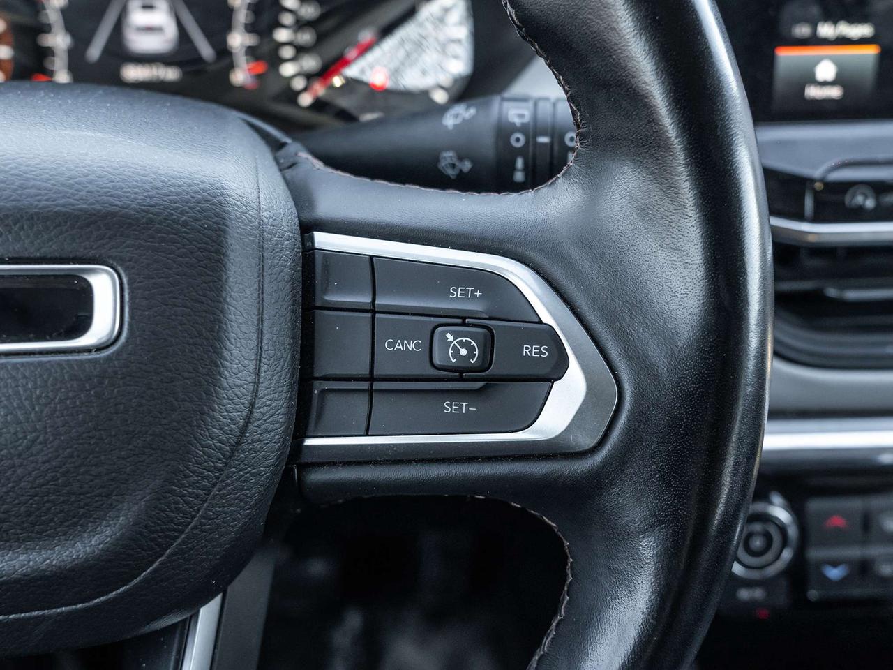 2022 Jeep Compass Limited 4X4 Photo