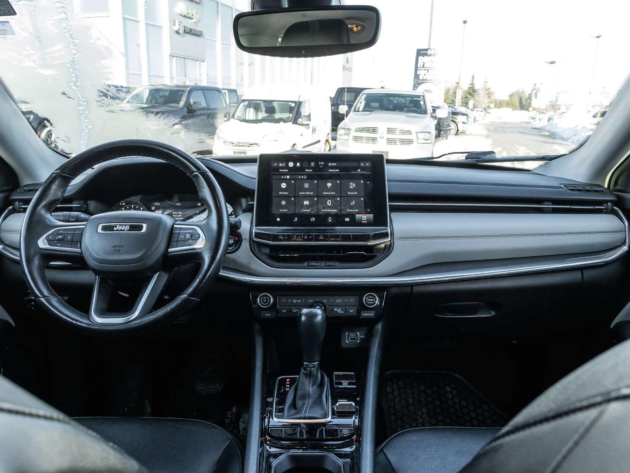 2022 Jeep Compass Limited 4X4 Photo
