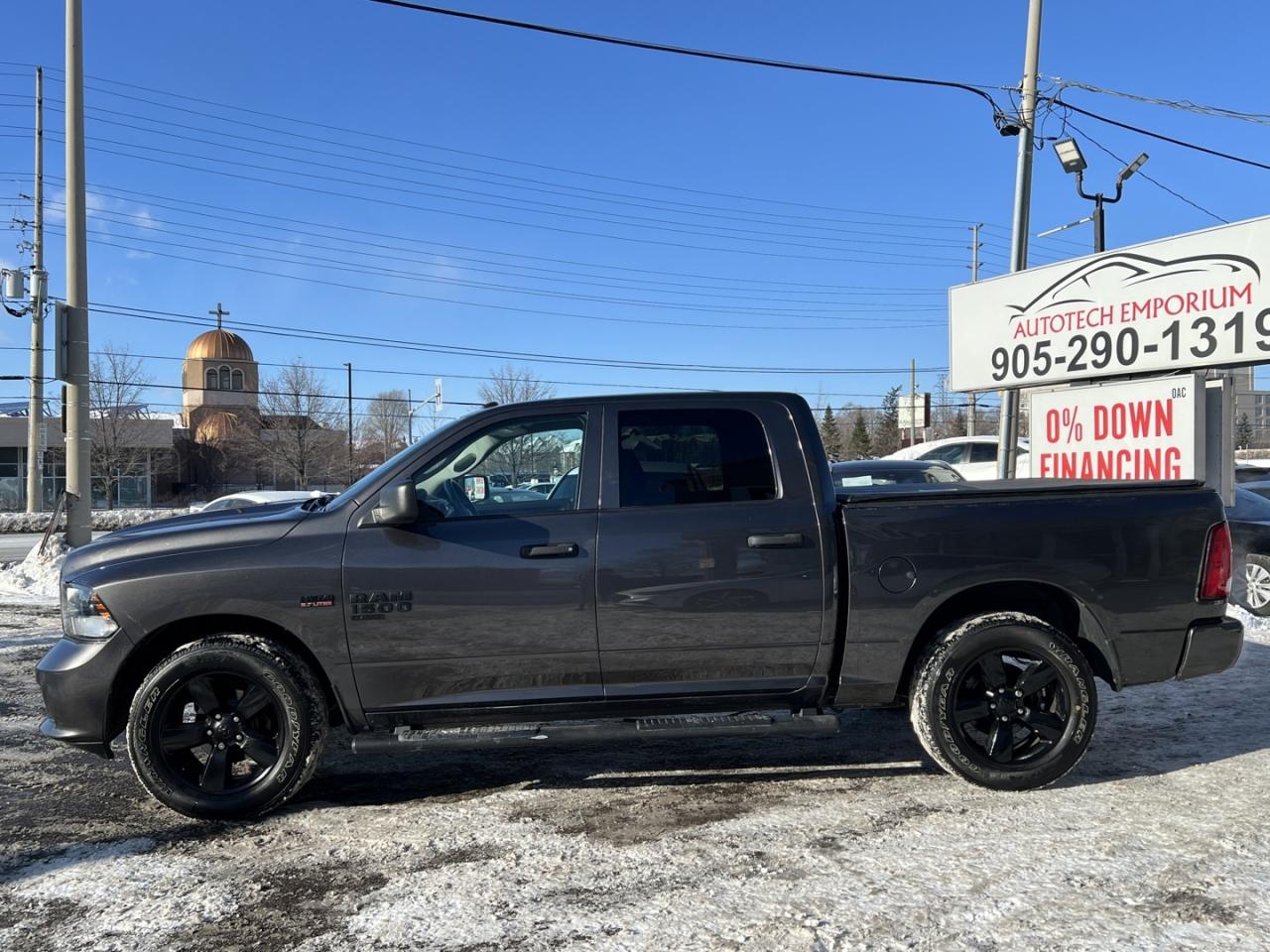 2022 RAM 1500 Classic EXPRESS CREW CAB 5.7 HEMI 4X4   Htd Seats   Rev Ca Photo