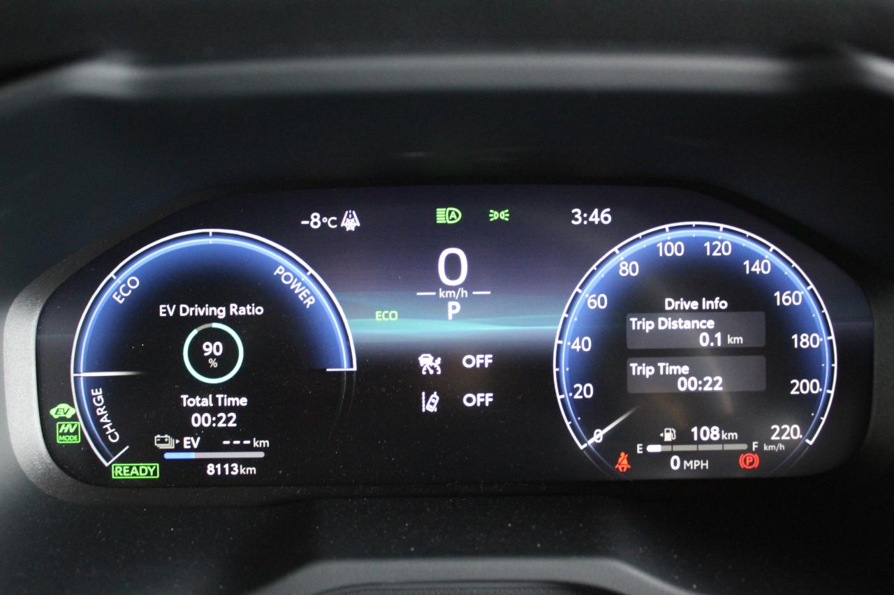 2025 Toyota RAV4 Plug-In Hybrid XSE AWD ONLY 8000 KILO 1-OWNER Photo