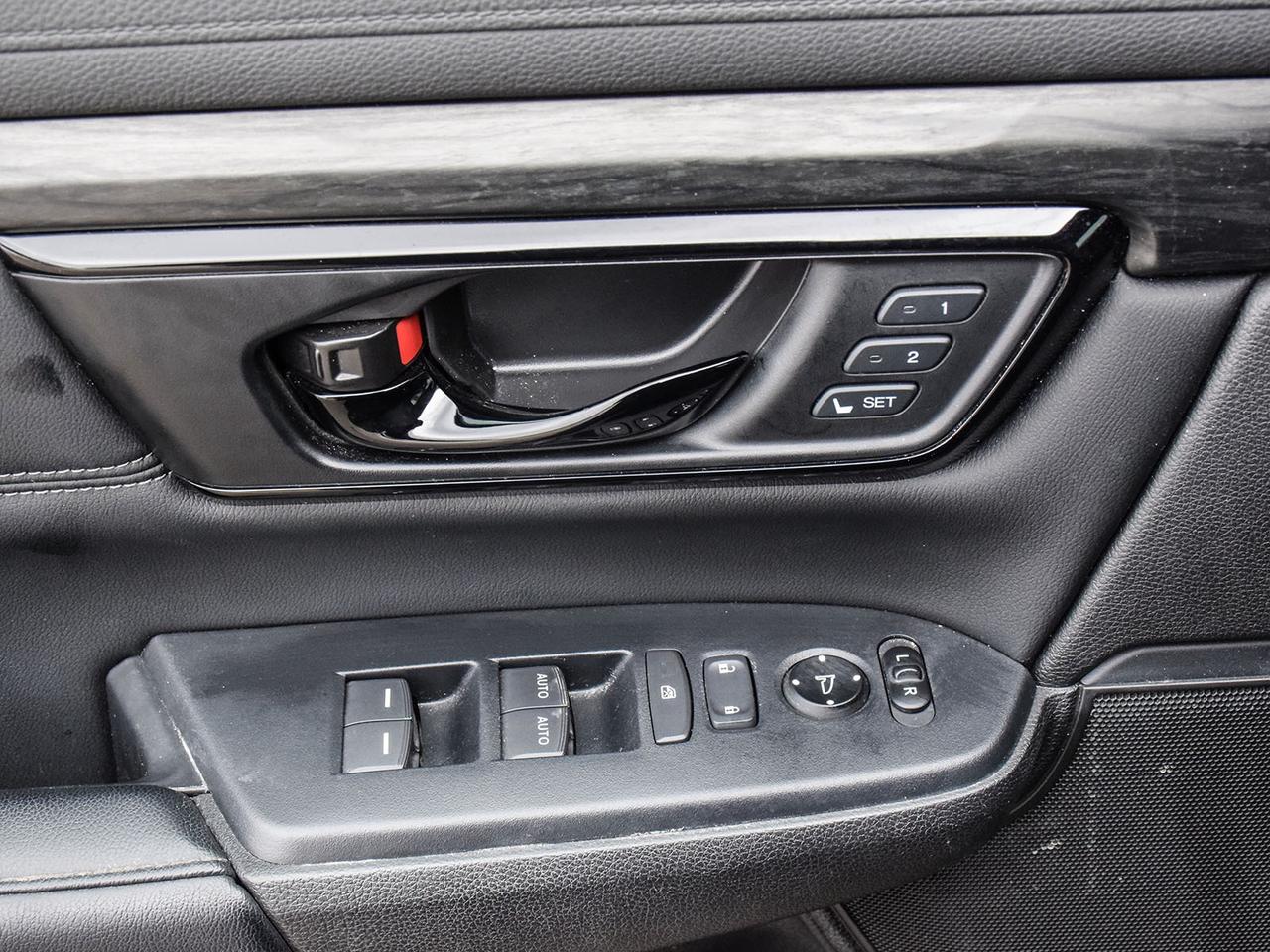 2022 Honda CR-V Black Edition Photo