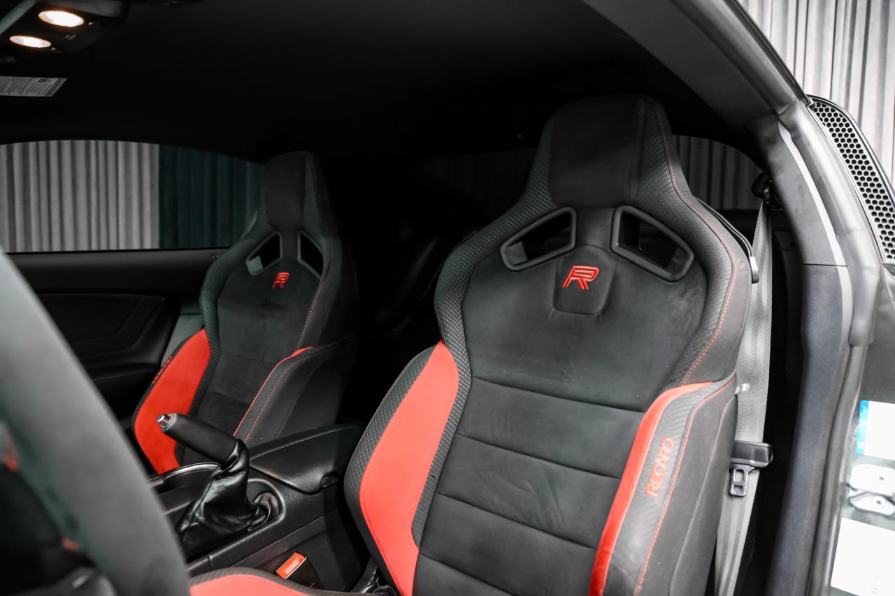 2020 Ford Mustang SHELBY GT350R 5.2L V8  CARBONRIMS RARE NOACCIDENT Photo