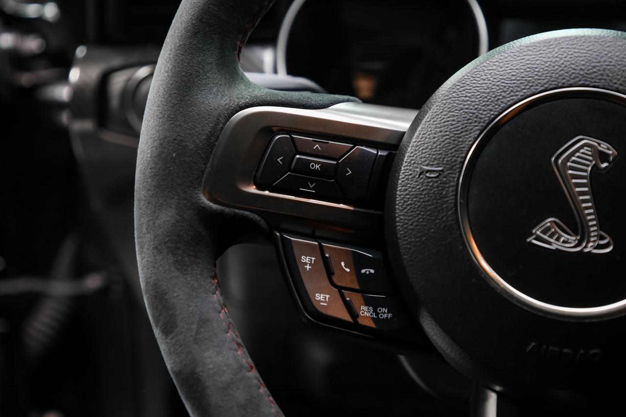 2020 Ford Mustang SHELBY GT350R 5.2L V8  CARBONRIMS RARE NOACCIDENT Photo