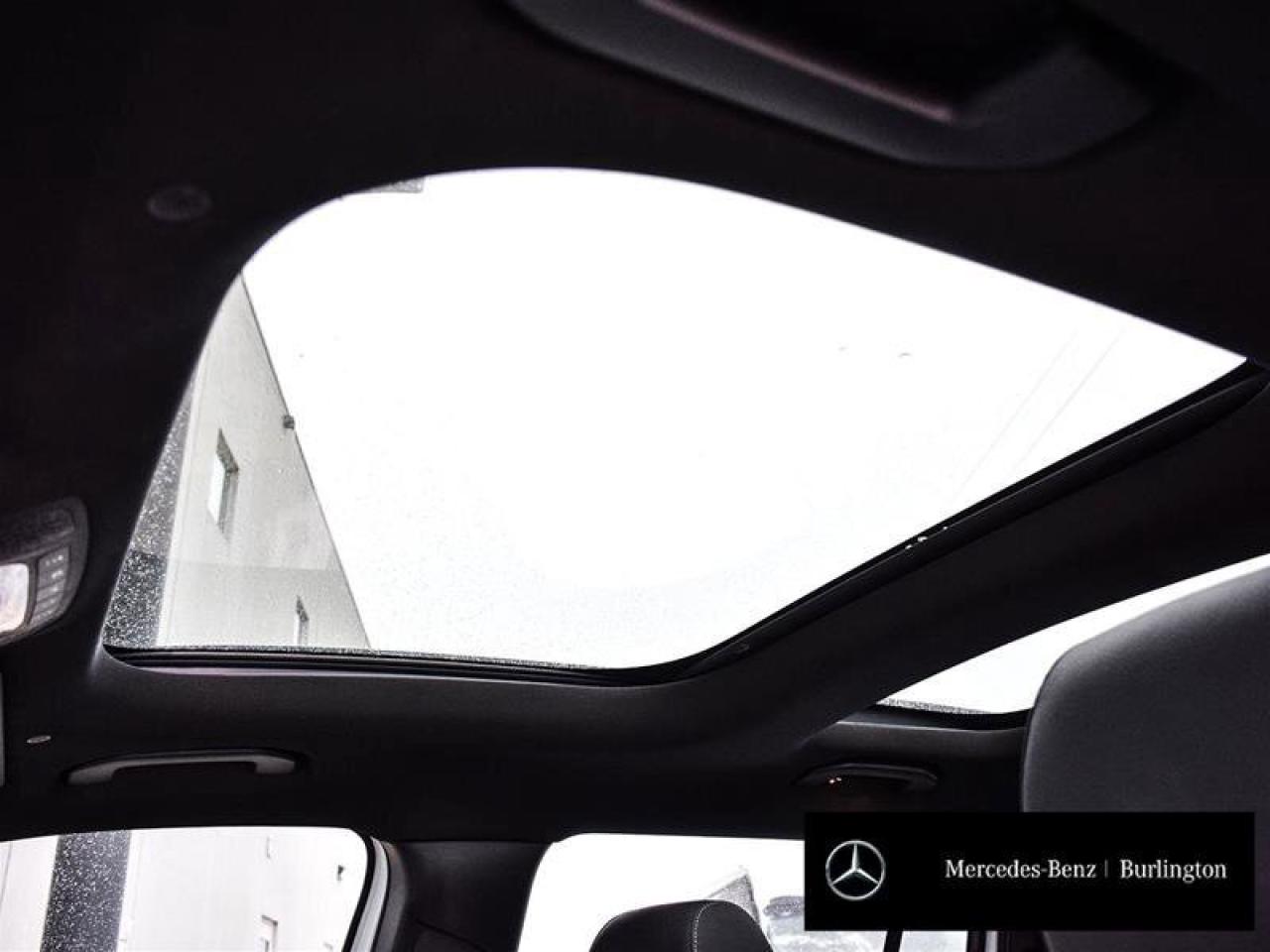 2022 Mercedes-Benz GLB AMG GLB 35 Photo