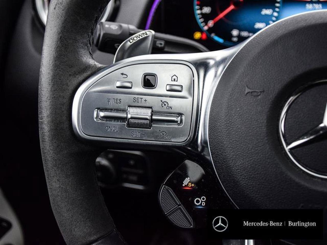 2022 Mercedes-Benz GLB AMG GLB 35 Photo