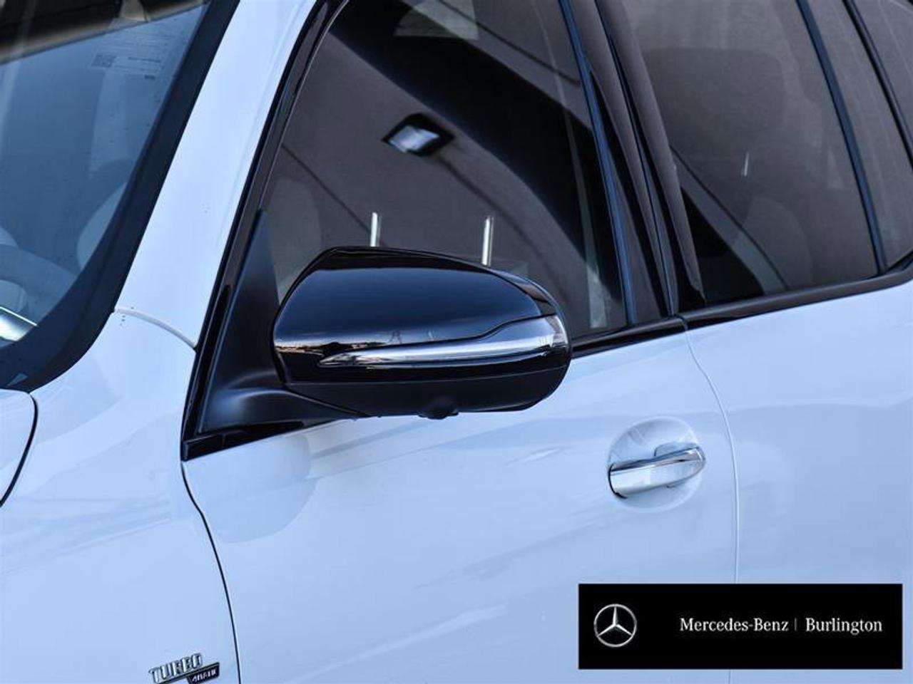 2022 Mercedes-Benz GLB AMG GLB 35 Photo