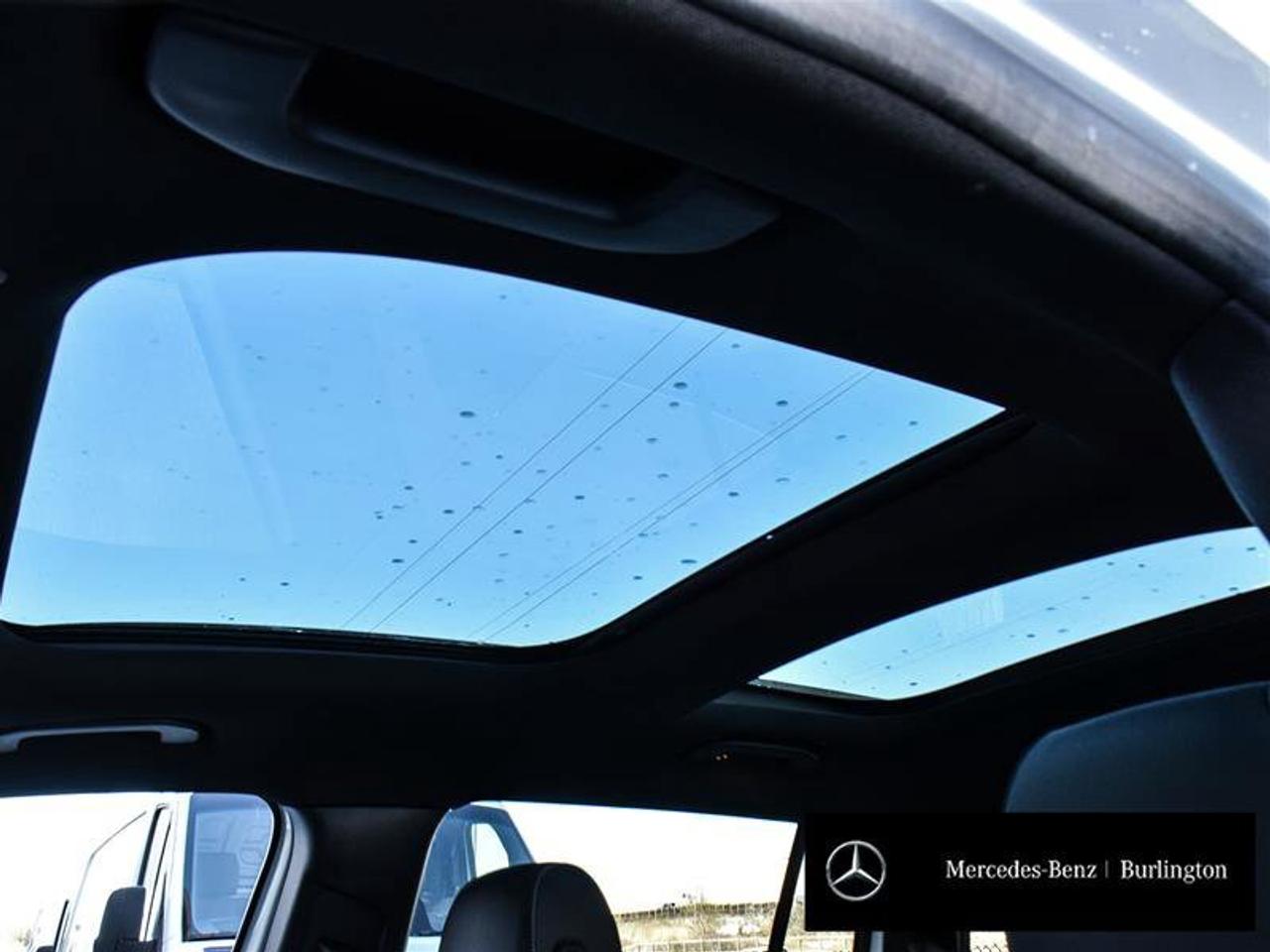 2022 Mercedes-Benz GLB AMG GLB 35 Photo