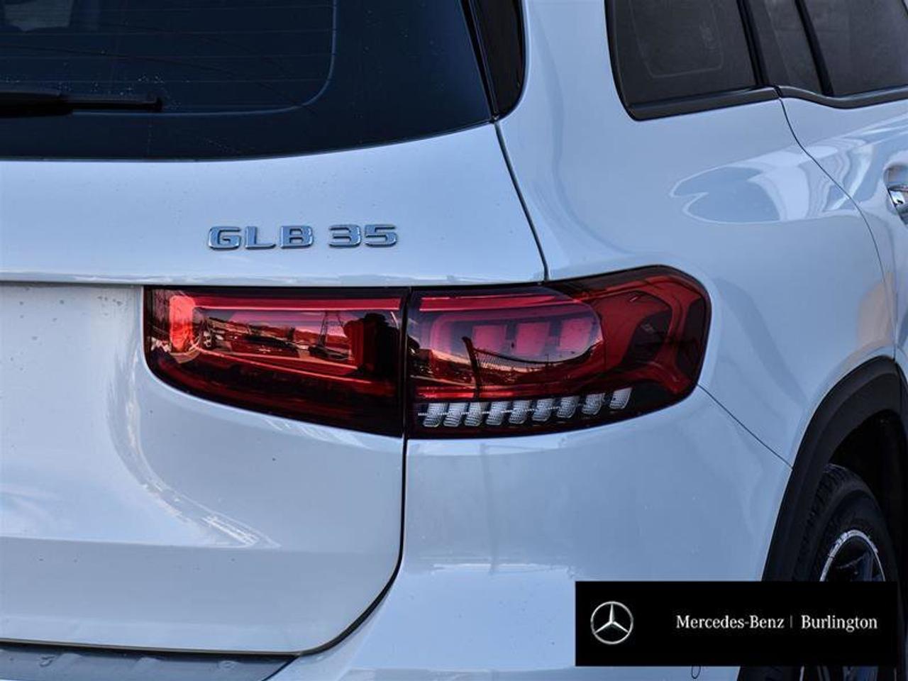 2022 Mercedes-Benz GLB AMG GLB 35 Photo