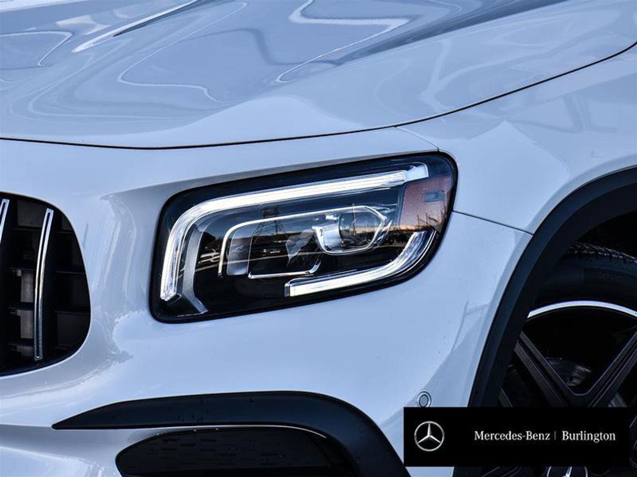 2022 Mercedes-Benz GLB AMG GLB 35 Photo2