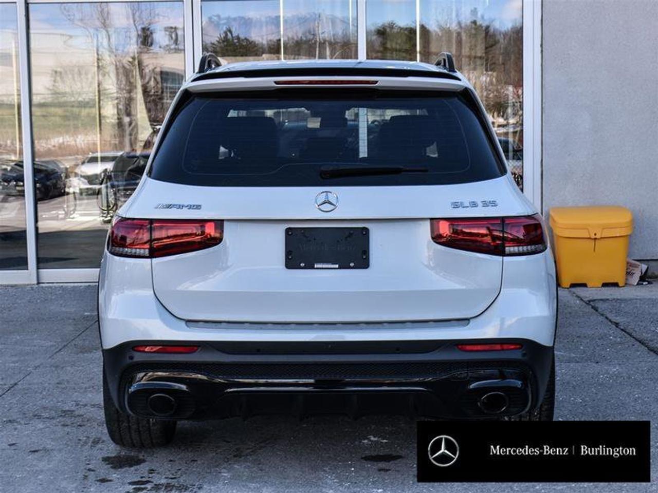 2022 Mercedes-Benz GLB AMG GLB 35 Photo