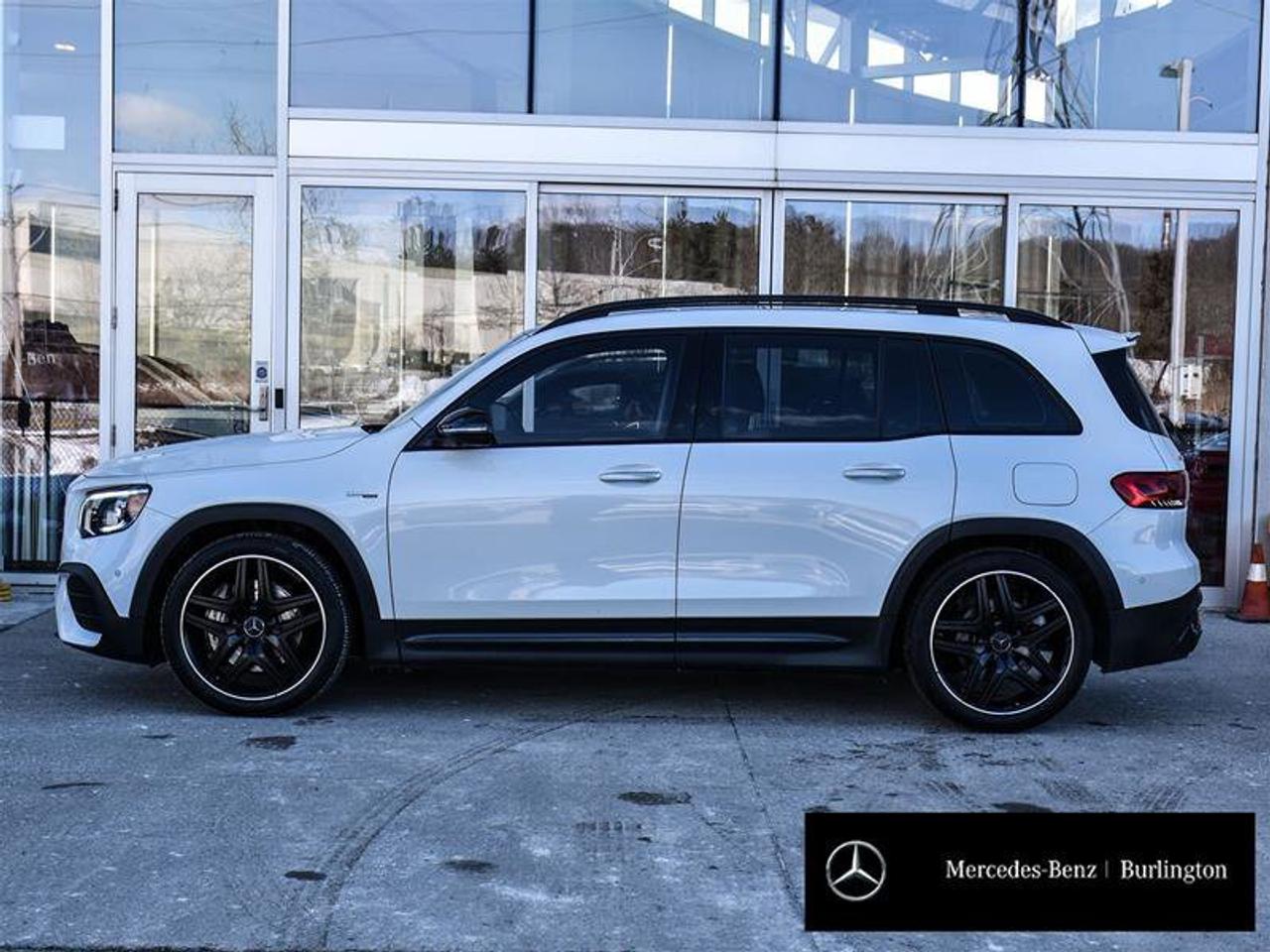 2022 Mercedes-Benz GLB AMG GLB 35 Photo