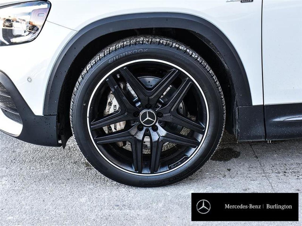 2022 Mercedes-Benz GLB AMG GLB 35 Photo