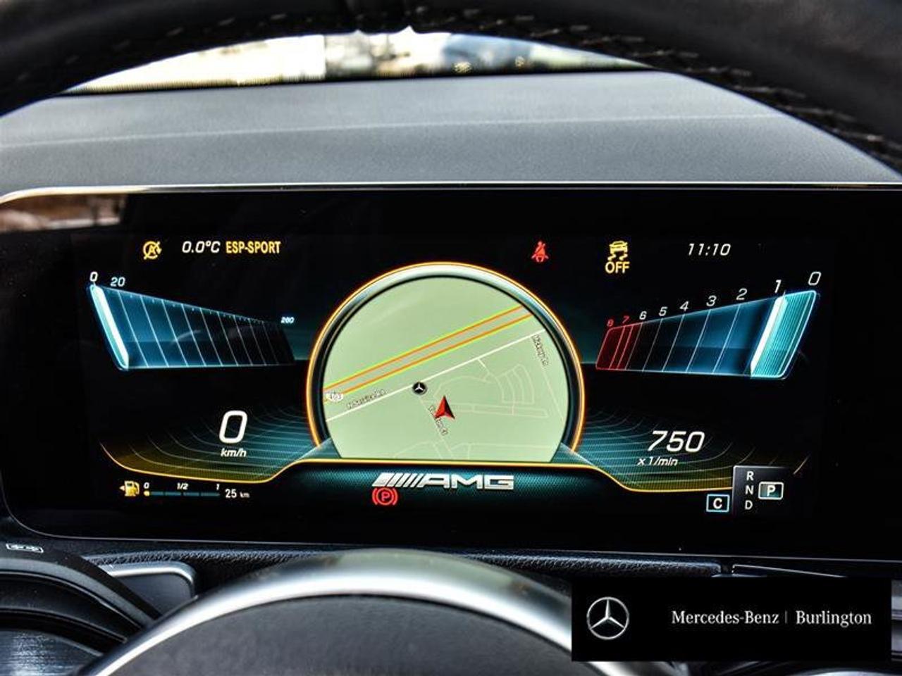 2022 Mercedes-Benz GLB AMG GLB 35 Photo