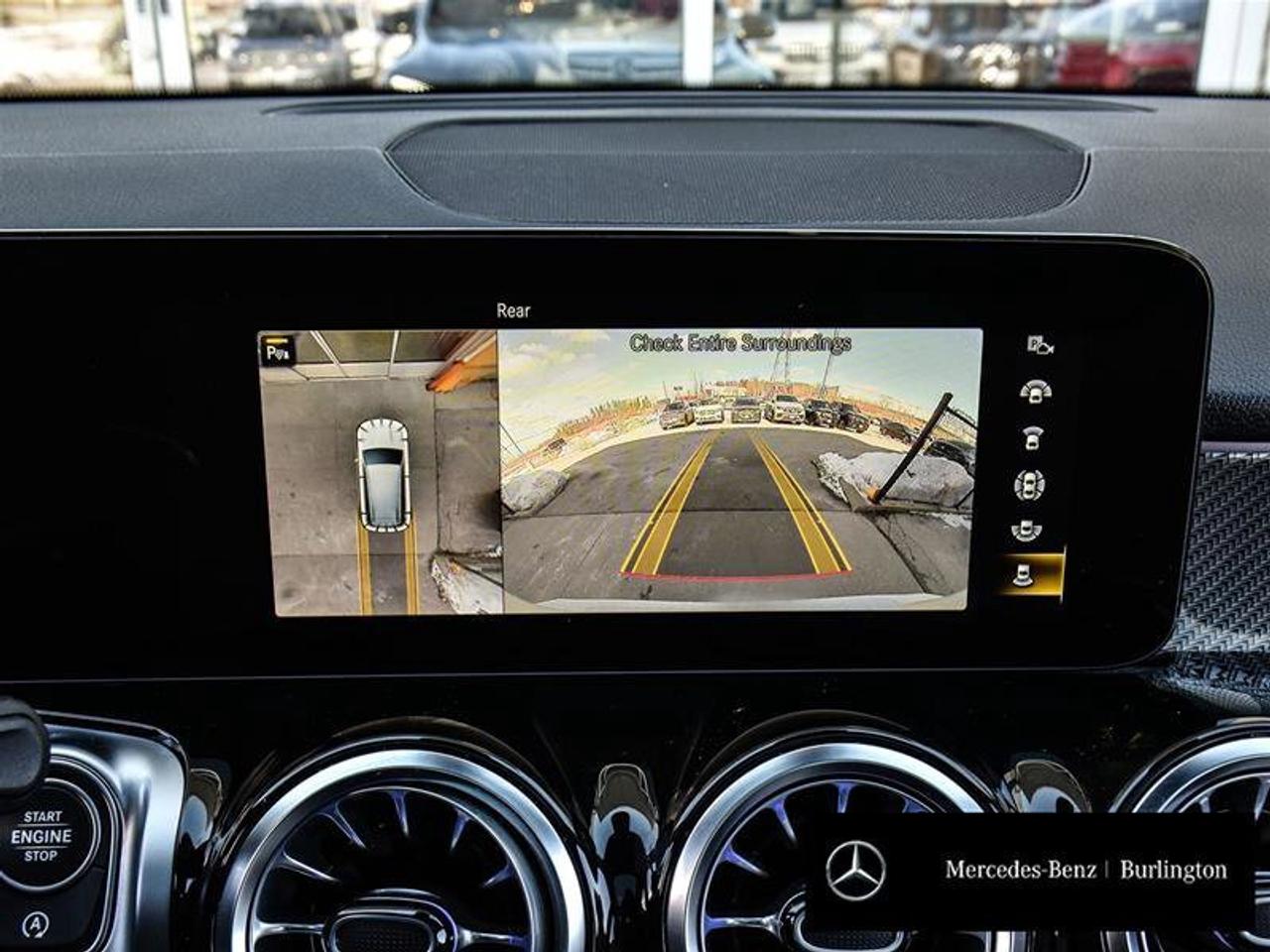 2022 Mercedes-Benz GLB AMG GLB 35 Photo