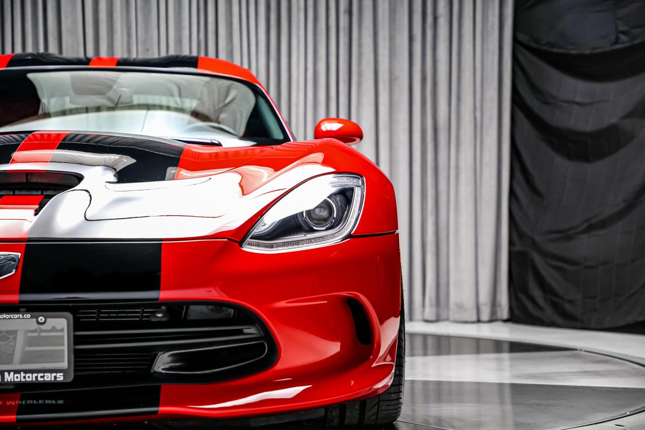 2013 Dodge SRT Viper GTS V10 640HP  CARBON.EXT REDINT 1OWNER NOACCIDNT Photo