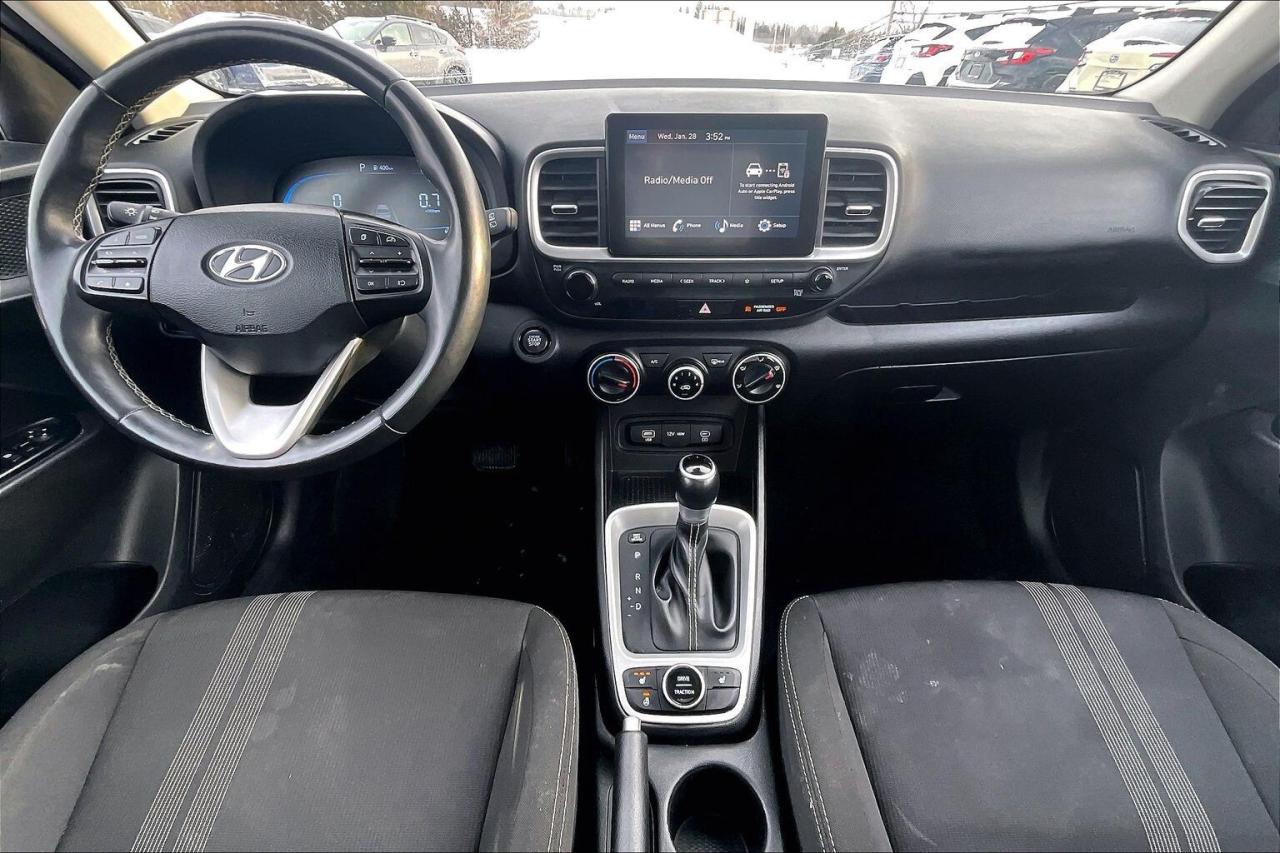 2023 Hyundai Venue PREFERRED   HEATED SEATS/STEER   BLINDSPOT ASSIST Photo