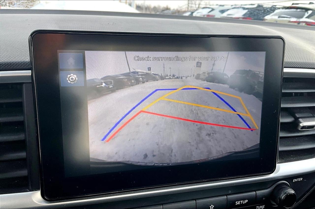 2023 Hyundai Venue PREFERRED   HEATED SEATS/STEER   BLINDSPOT ASSIST Photo