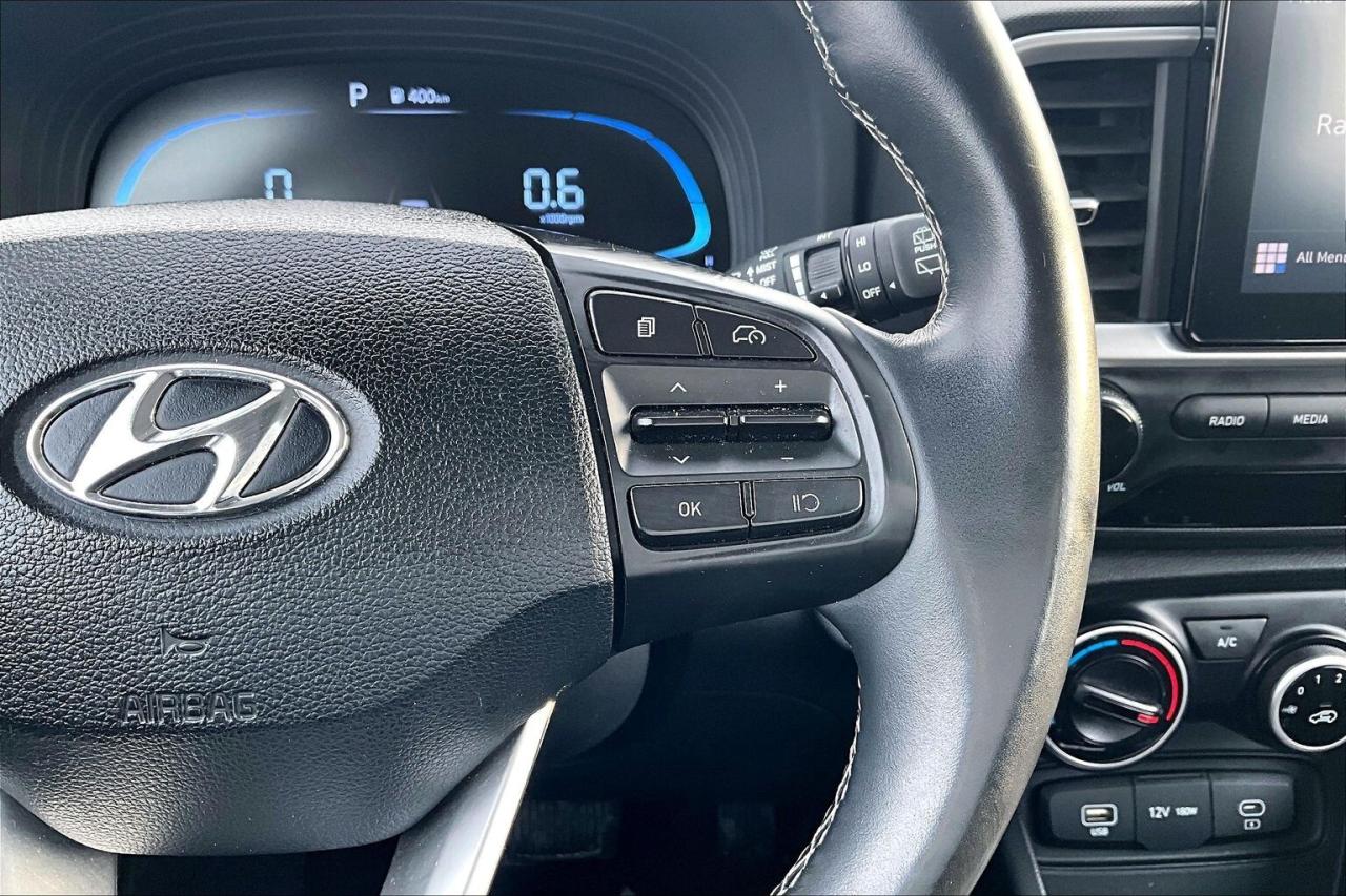 2023 Hyundai Venue PREFERRED   HEATED SEATS/STEER   BLINDSPOT ASSIST Photo