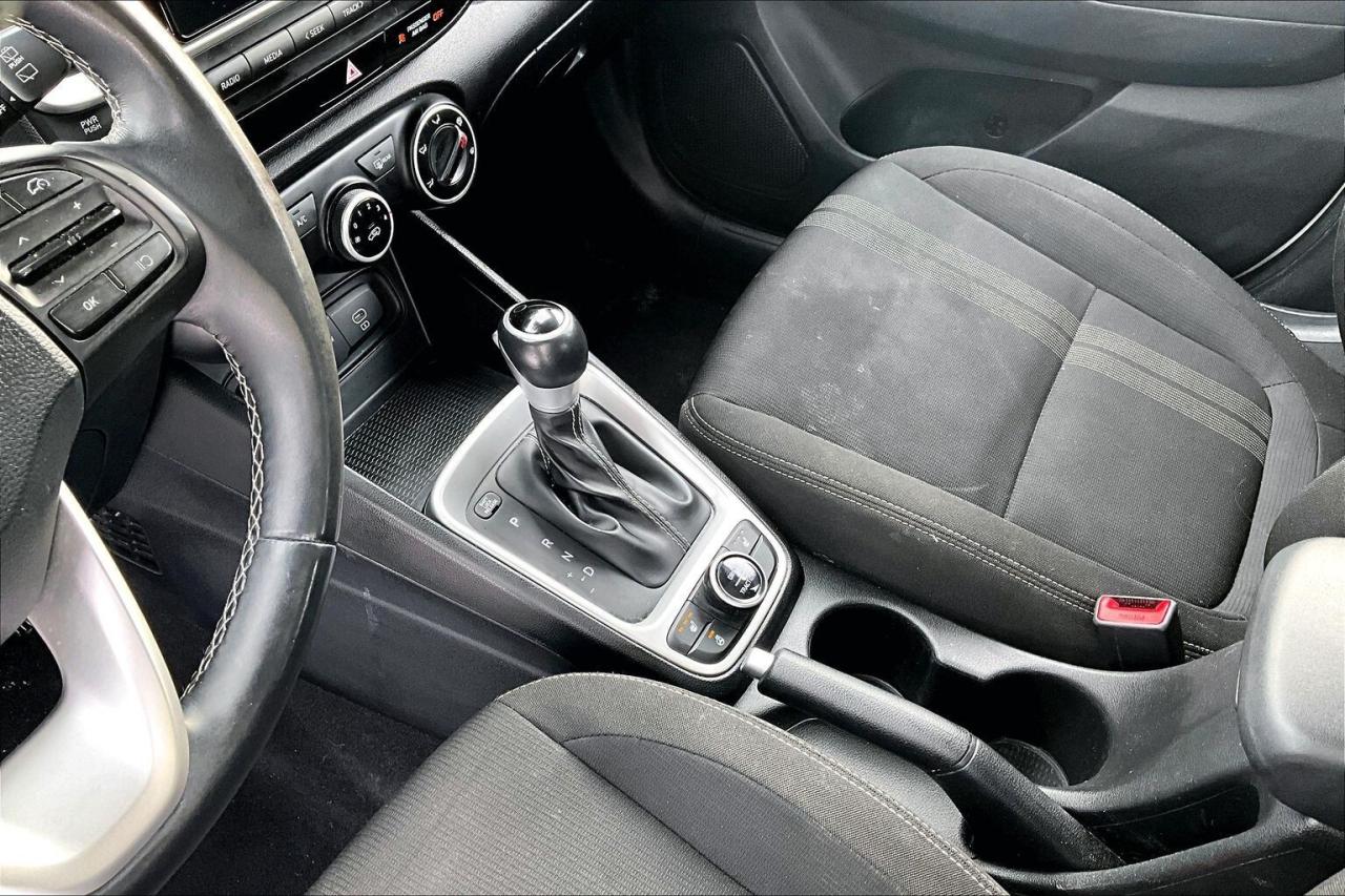 2023 Hyundai Venue PREFERRED   HEATED SEATS/STEER   BLINDSPOT ASSIST Photo