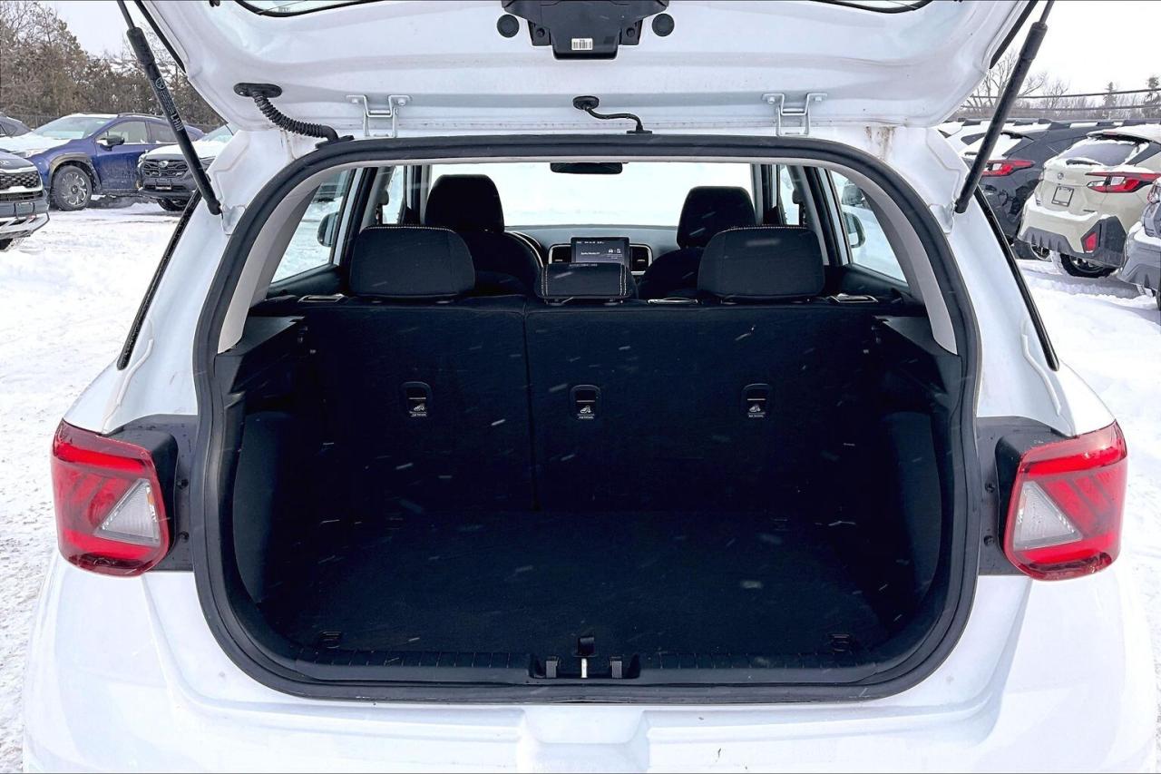 2023 Hyundai Venue PREFERRED   HEATED SEATS/STEER   BLINDSPOT ASSIST Photo