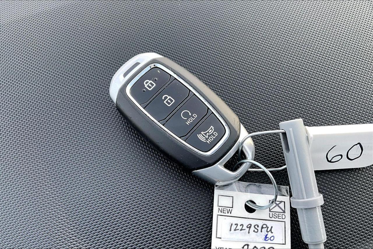 2023 Hyundai Venue PREFERRED   HEATED SEATS/STEER   BLINDSPOT ASSIST Photo