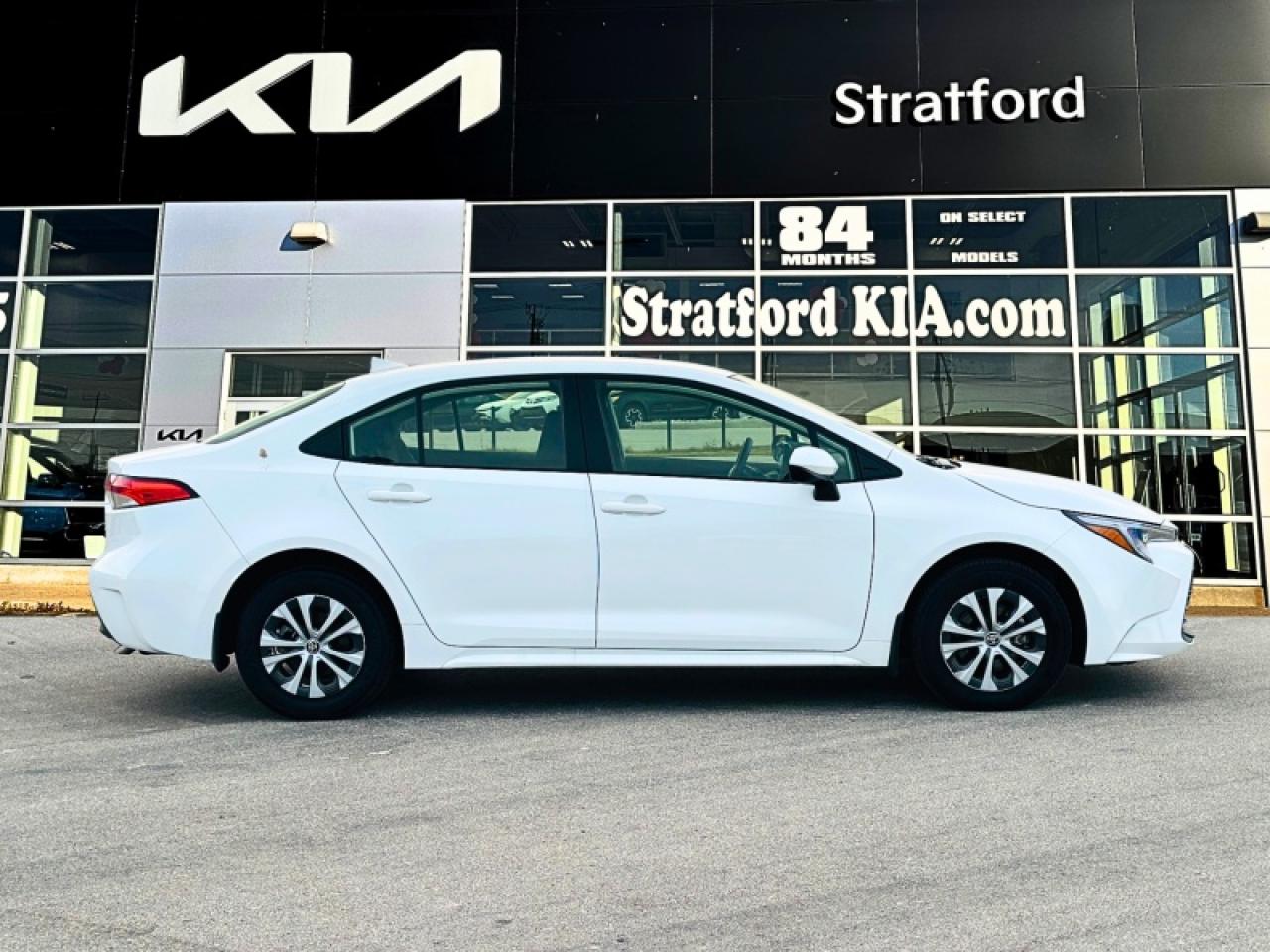 2025 Toyota Corolla Hybrid LE Photo