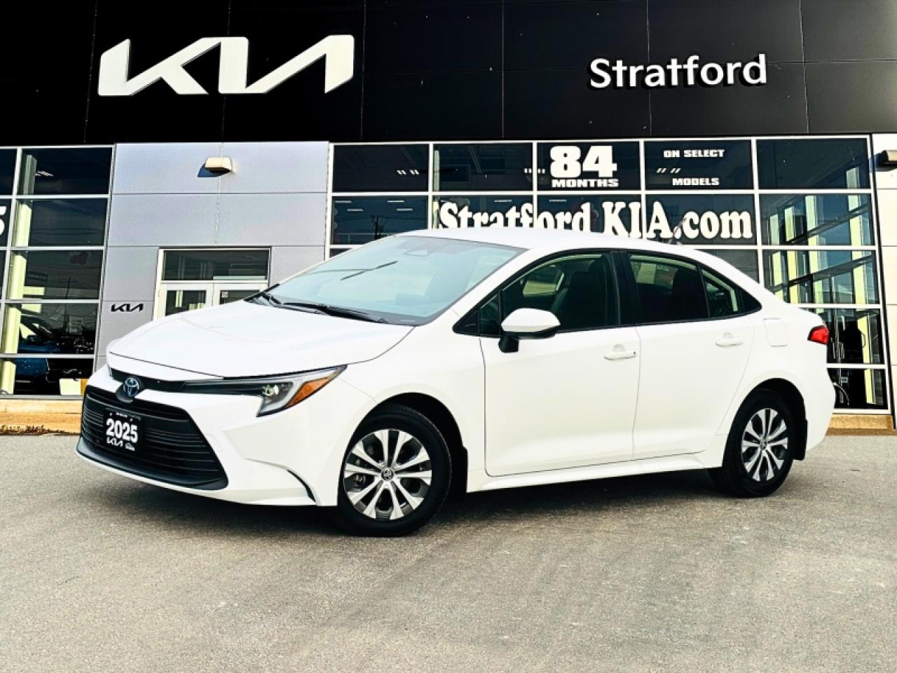 2025 Toyota Corolla Hybrid LE Photo