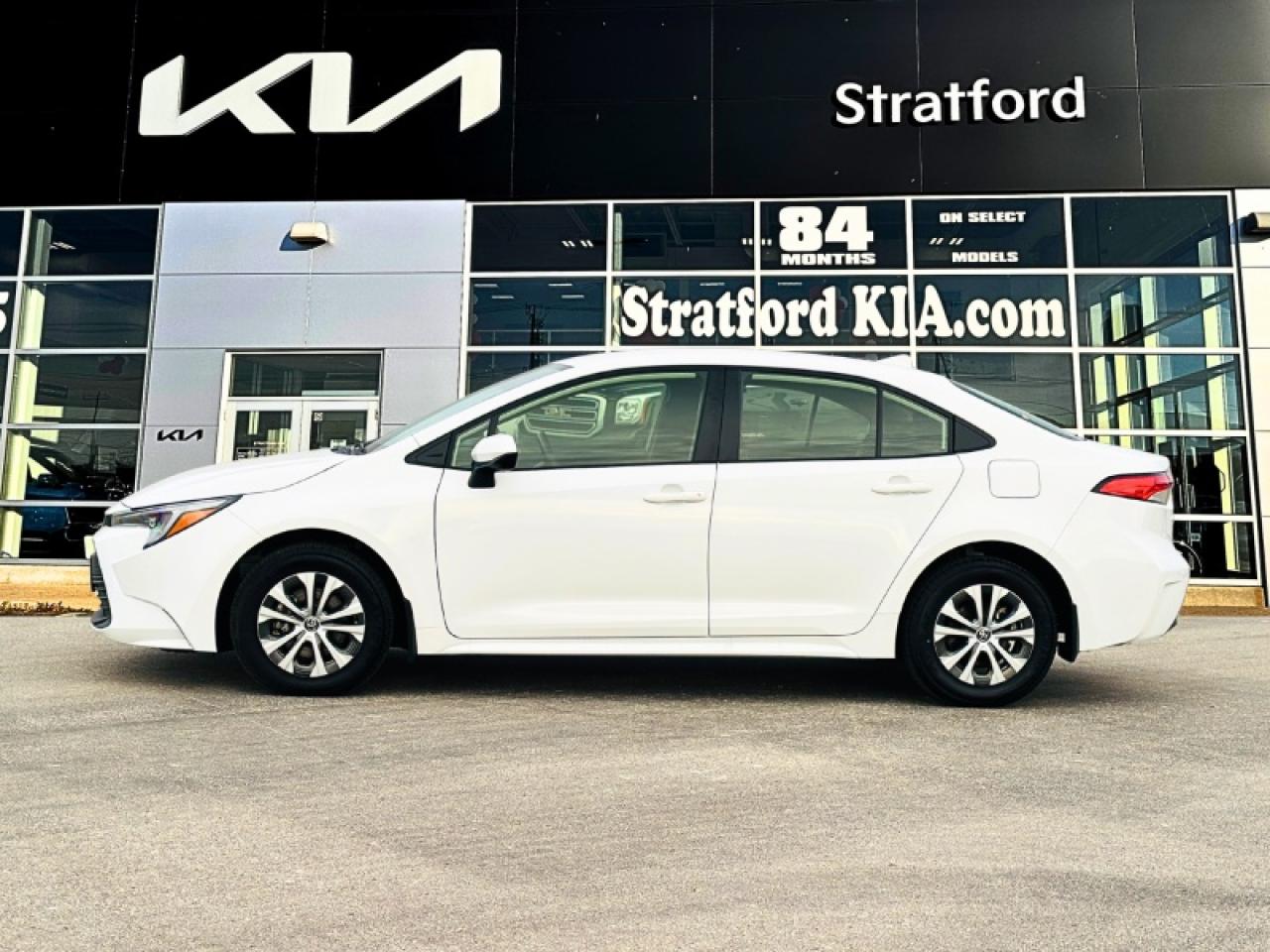 2025 Toyota Corolla Hybrid LE Photo