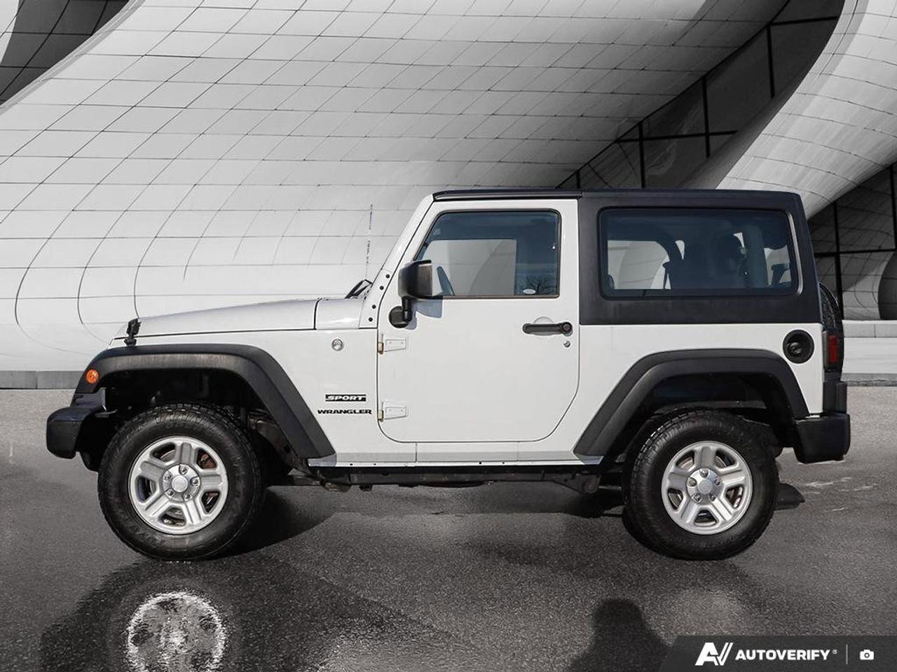 2017 Jeep Wrangler Sport   V6   4WD   Exterior Temperature Display Photo