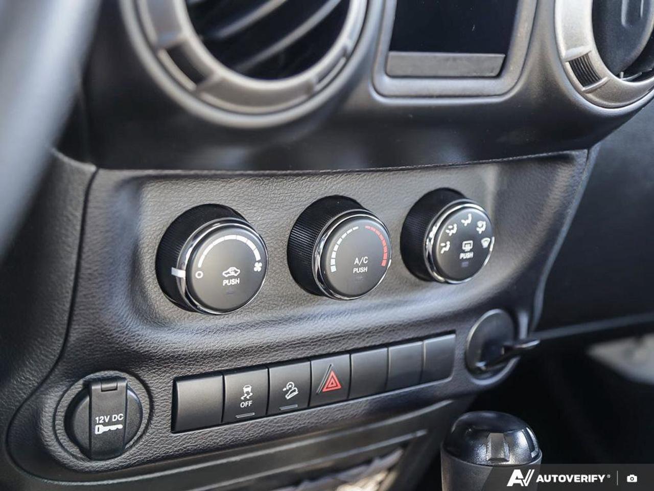 2017 Jeep Wrangler Sport   V6   4WD   Exterior Temperature Display Photo