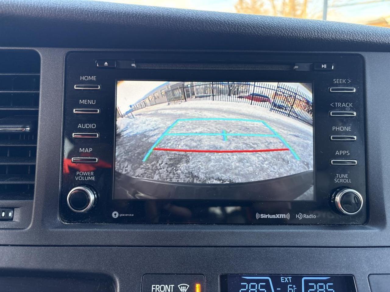 2020 Toyota Sienna LE Winter Tires/Winter Mats Included Photo