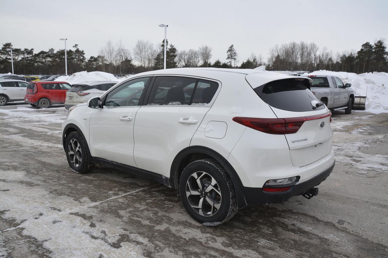 2020 Kia Sportage LX Photo2