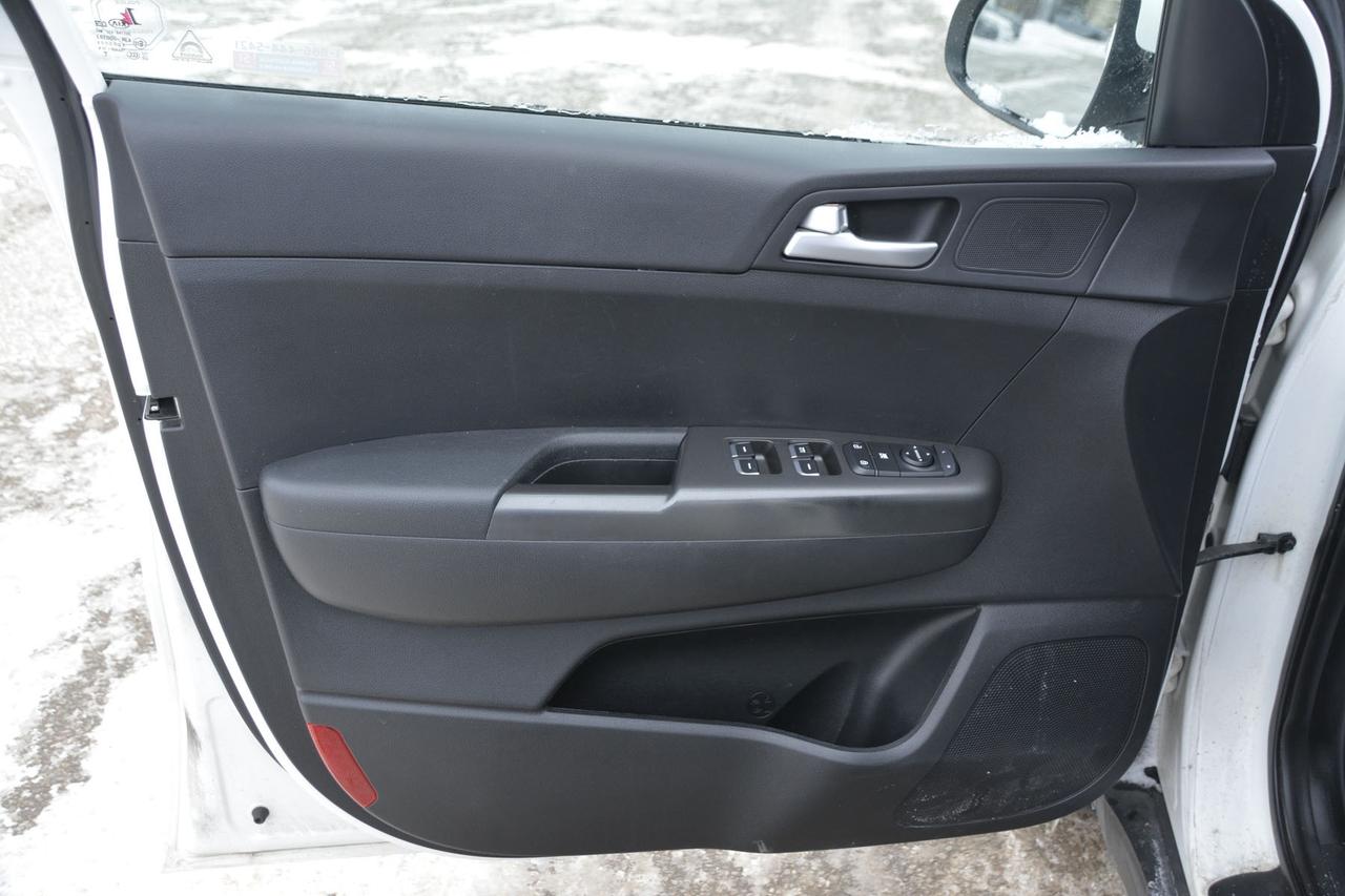 2020 Kia Sportage LX Photo