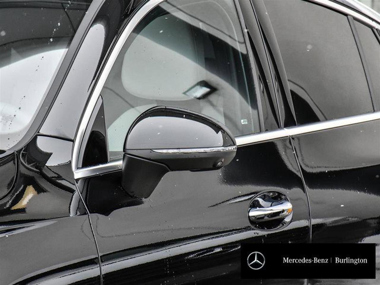 2025 Mercedes-Benz GLC GLC 300 Photo