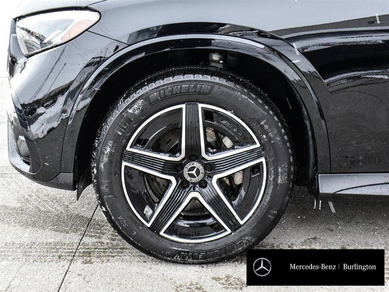 2025 Mercedes-Benz GLC GLC 300 Photo