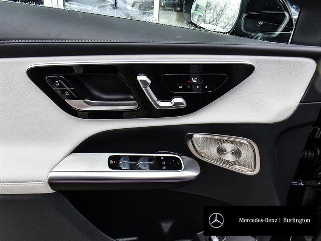 2025 Mercedes-Benz GLC GLC 300 Photo