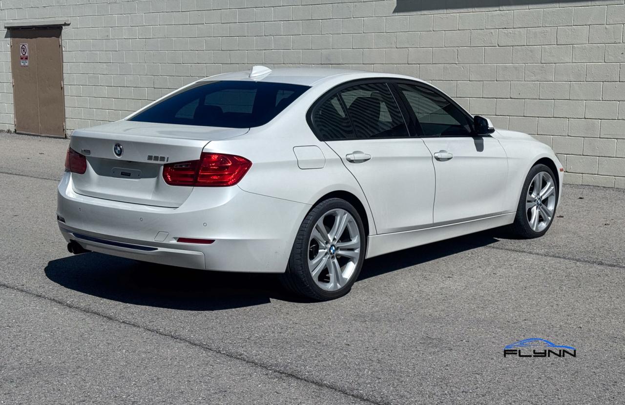 2014 BMW 3 Series 328i xDrive Sedan Service History, Sport Line Photo