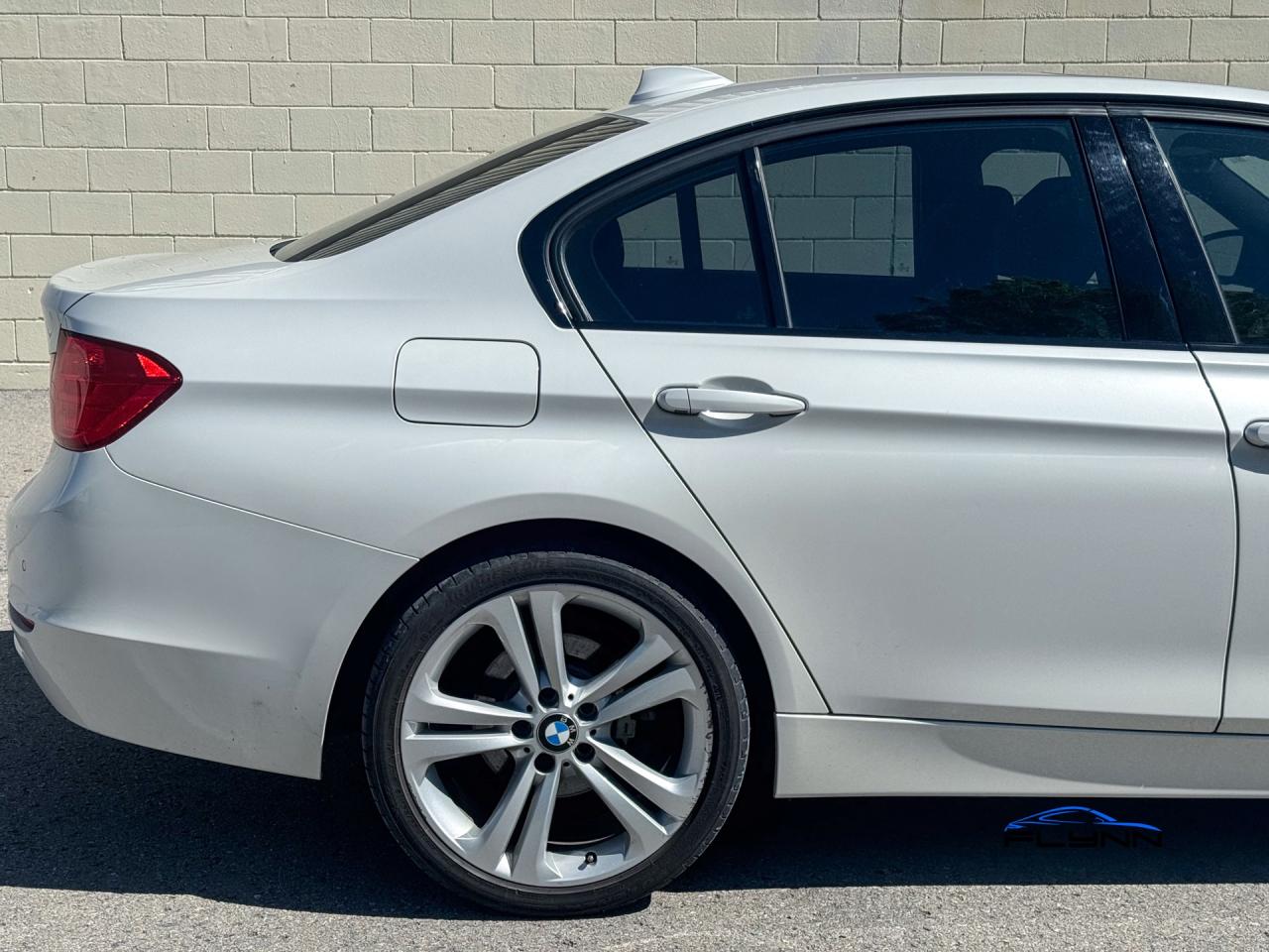 2014 BMW 3 Series 328i xDrive Sedan Service History, Sport Line Photo