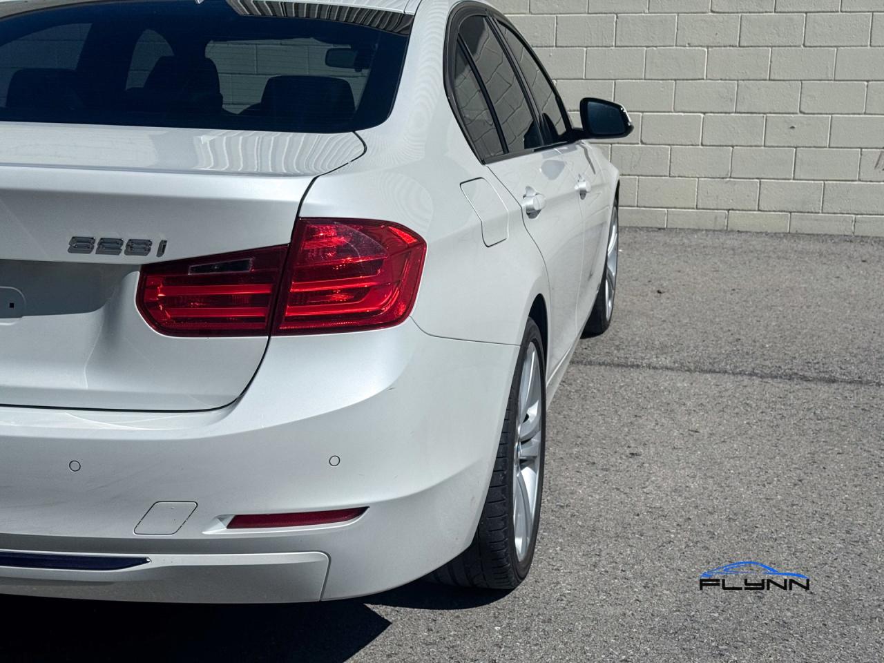 2014 BMW 3 Series 328i xDrive Sedan Service History, Sport Line Photo