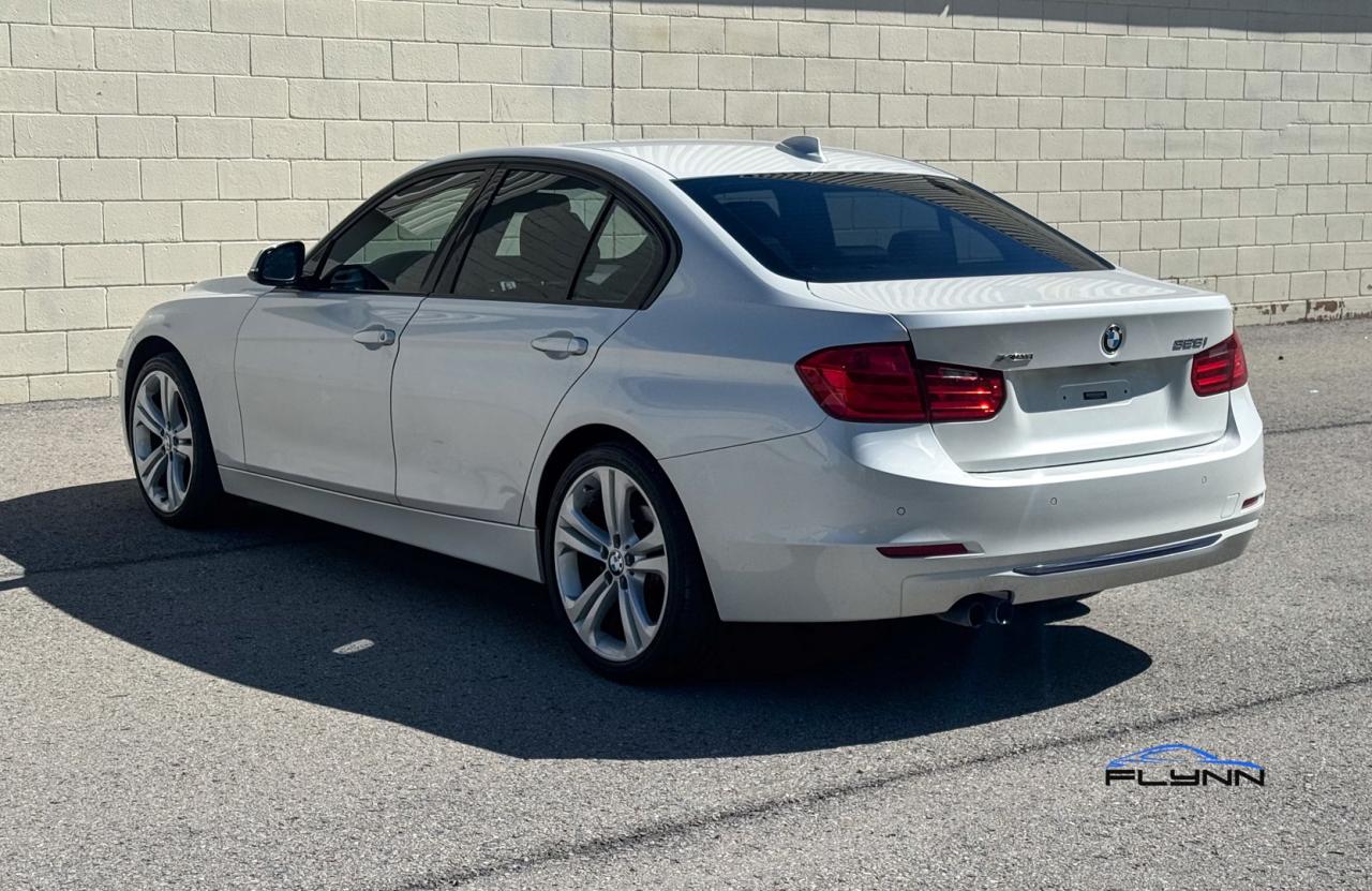 2014 BMW 3 Series 328i xDrive Sedan Service History, Sport Line Photo