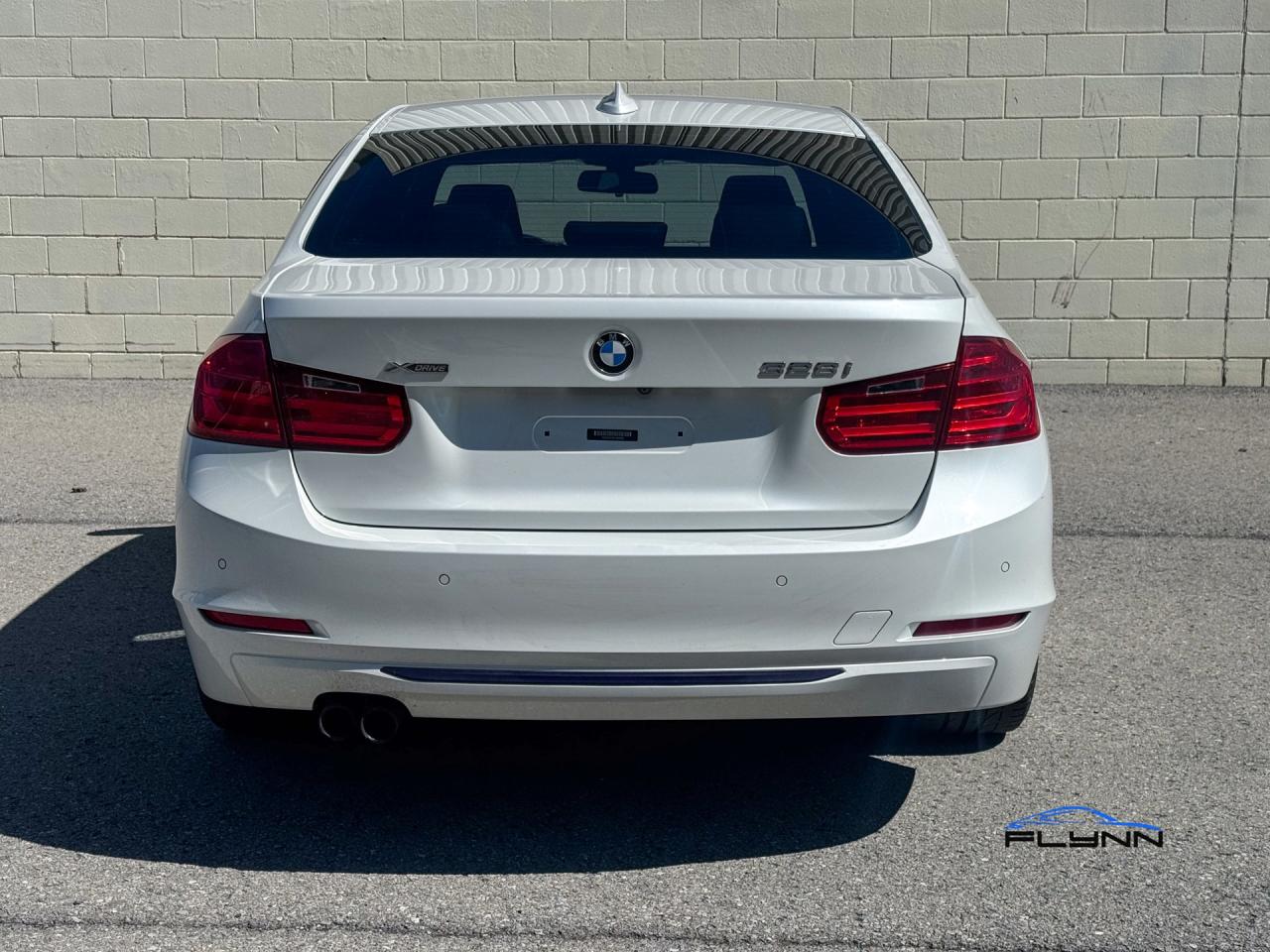 2014 BMW 3 Series 328i xDrive Sedan Service History, Sport Line Photo