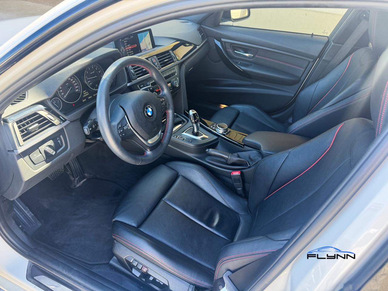 2014 BMW 3 Series 328i xDrive Sedan Service History, Sport Line Photo