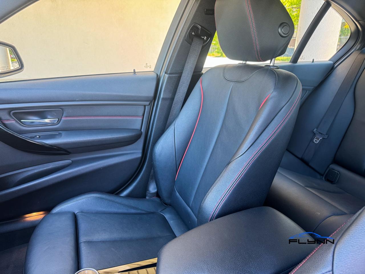 2014 BMW 3 Series 328i xDrive Sedan Service History, Sport Line Photo