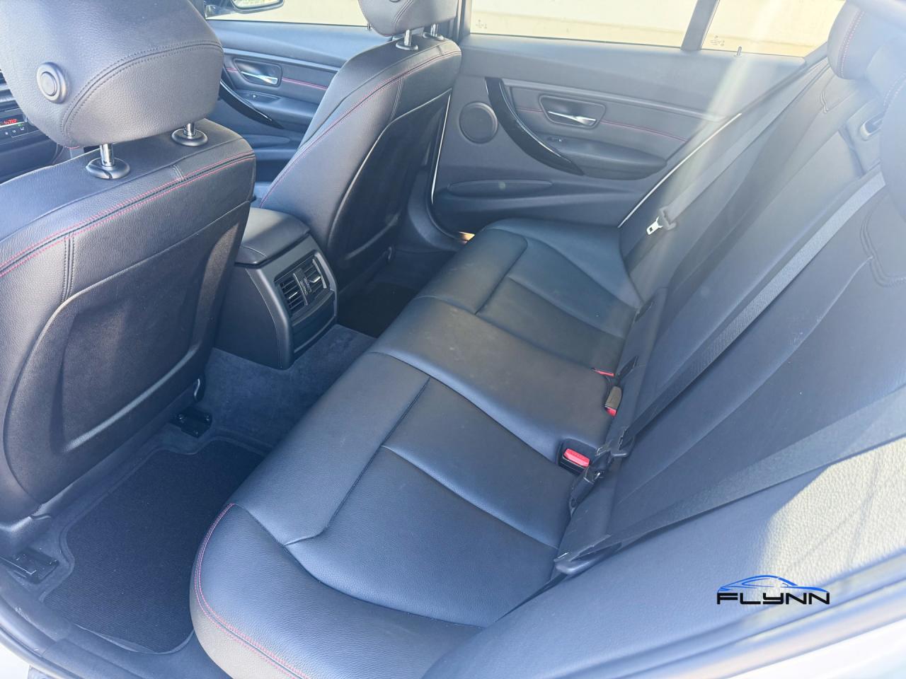 2014 BMW 3 Series 328i xDrive Sedan Service History, Sport Line Photo